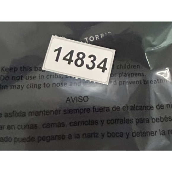 Torrid Shift Dress 1X Knee Length Black Choker Neck Back Keyhole Witchy Party - Picture 11 of 11